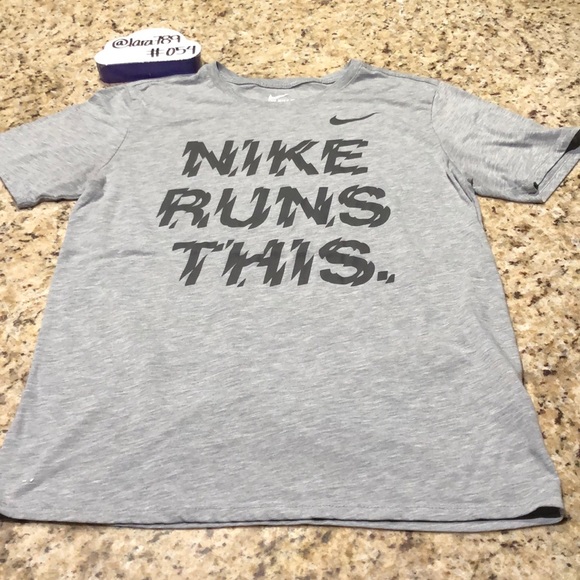 Men’s Nike Tee - Picture 1 of 13